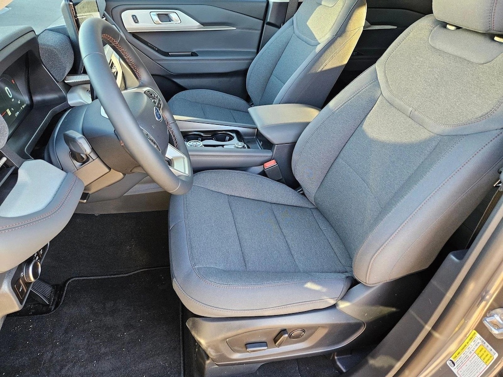 New 2026 Ford Explorer Active w/200A Pkg SUV