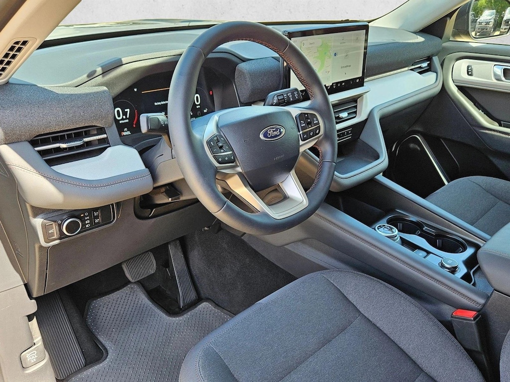 New 2026 Ford Explorer Active w/200A Pkg SUV