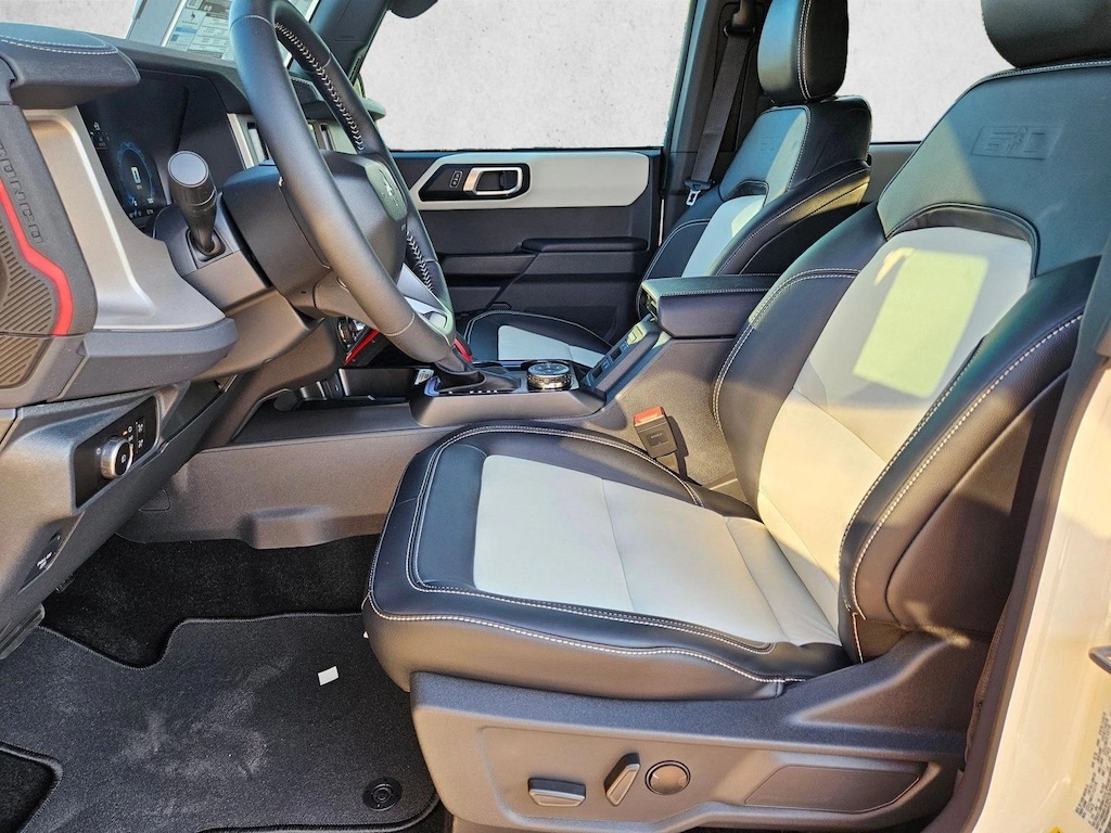 New 2026 Ford Bronco Outer Banks SUV