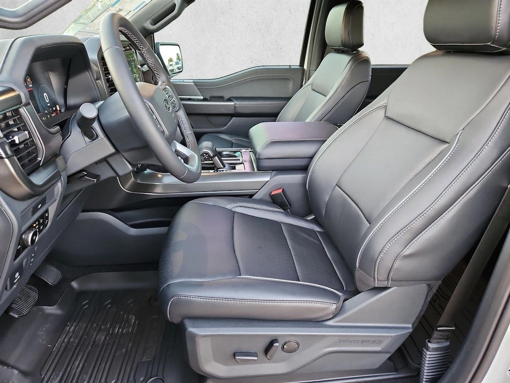 New 2026 Ford F-150 LARIAT Truck SuperCrew Cab