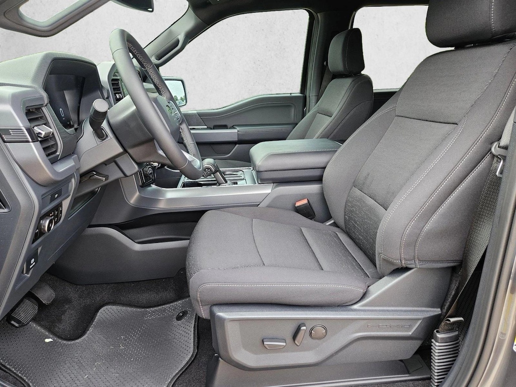 New 2026 Ford F-150 XLT Truck SuperCrew Cab