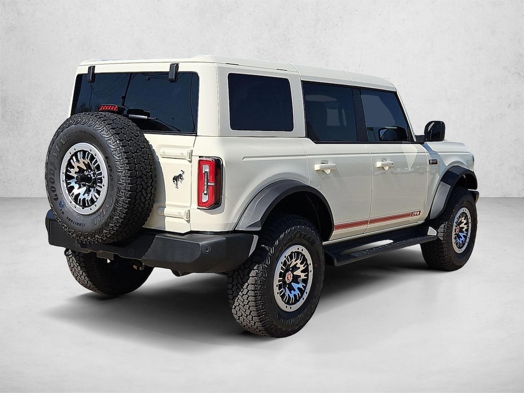 New 2026 Ford Bronco Outer Banks SUV
