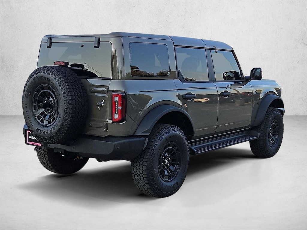 New 2026 Ford Bronco Outer Banks SUV