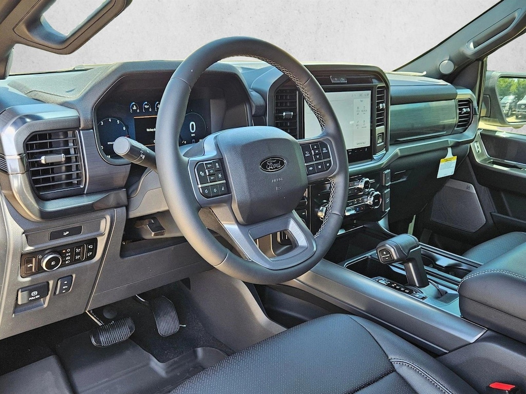 New 2026 Ford F-150 LARIAT Truck SuperCrew Cab