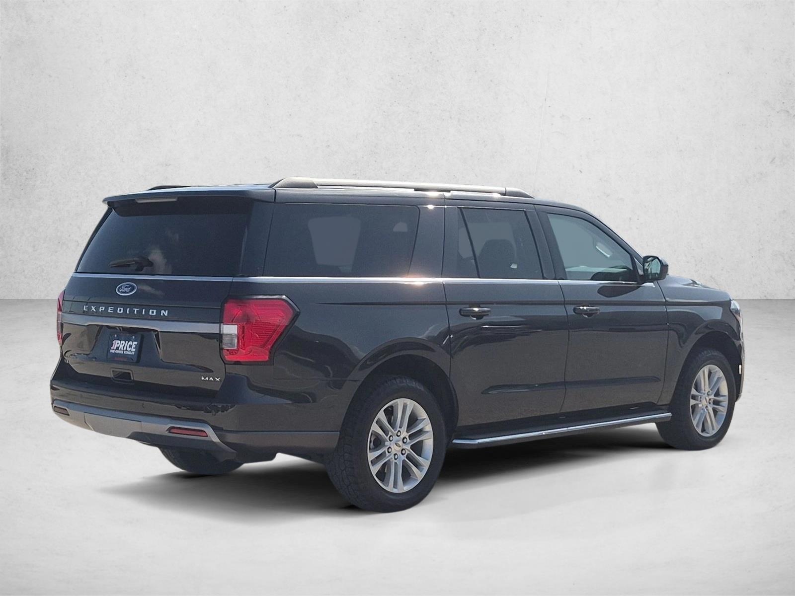 Used 2022 Ford Expedition Max XLT SUV