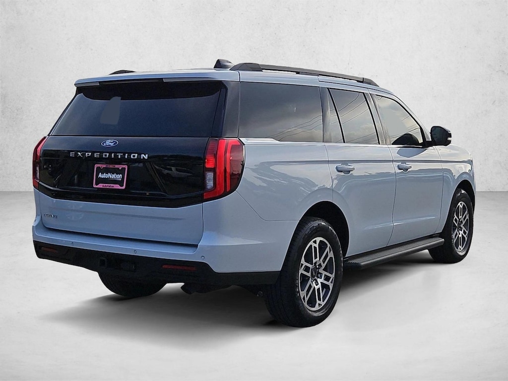 New 2026 Ford Expedition Active SUV