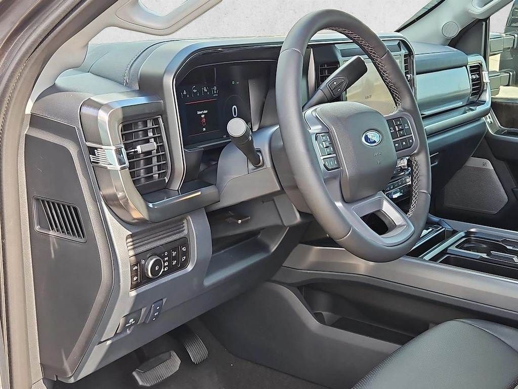 New 2026 Ford F-250 LARIAT Truck Crew Cab