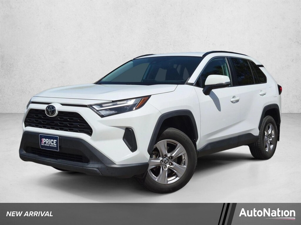 Used 2022 Toyota RAV4 XLE SUV
