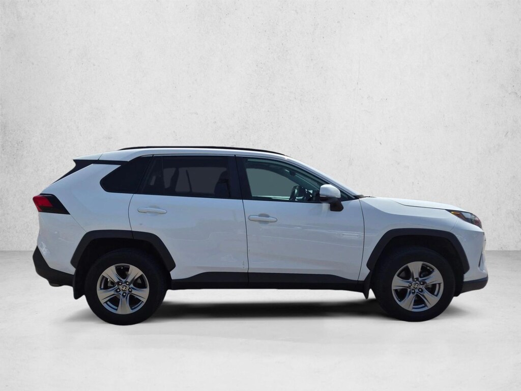 Used 2022 Toyota RAV4 XLE SUV