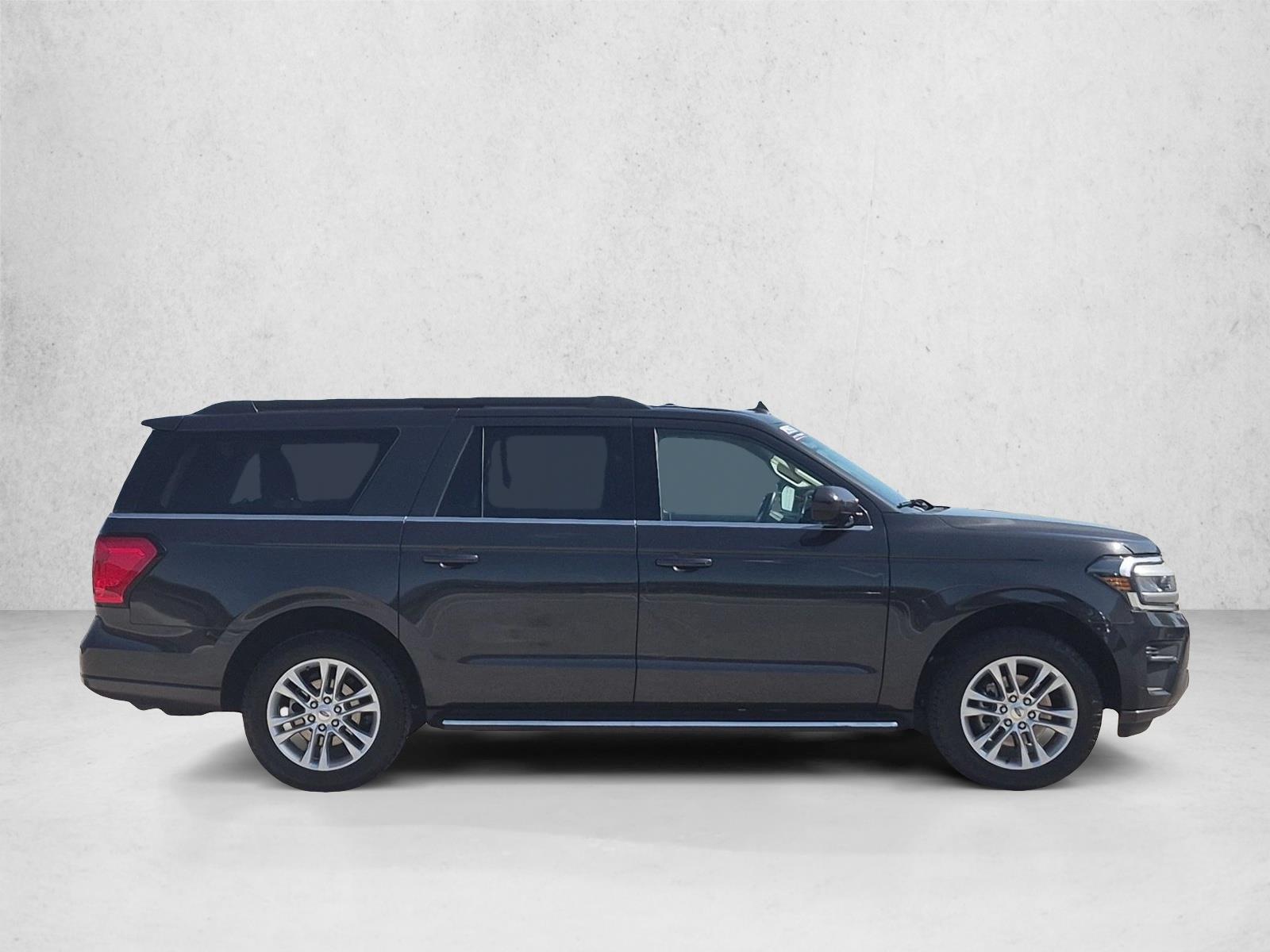 Used 2022 Ford Expedition Max XLT SUV