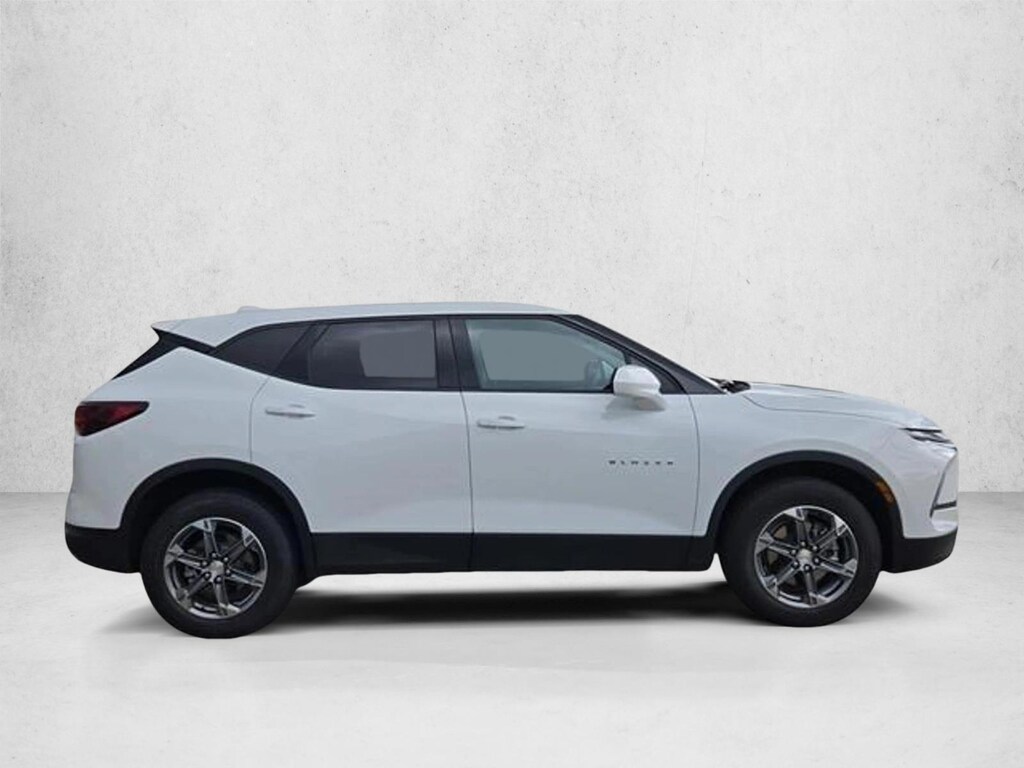 Used 2025 Chevrolet Blazer LT SUV