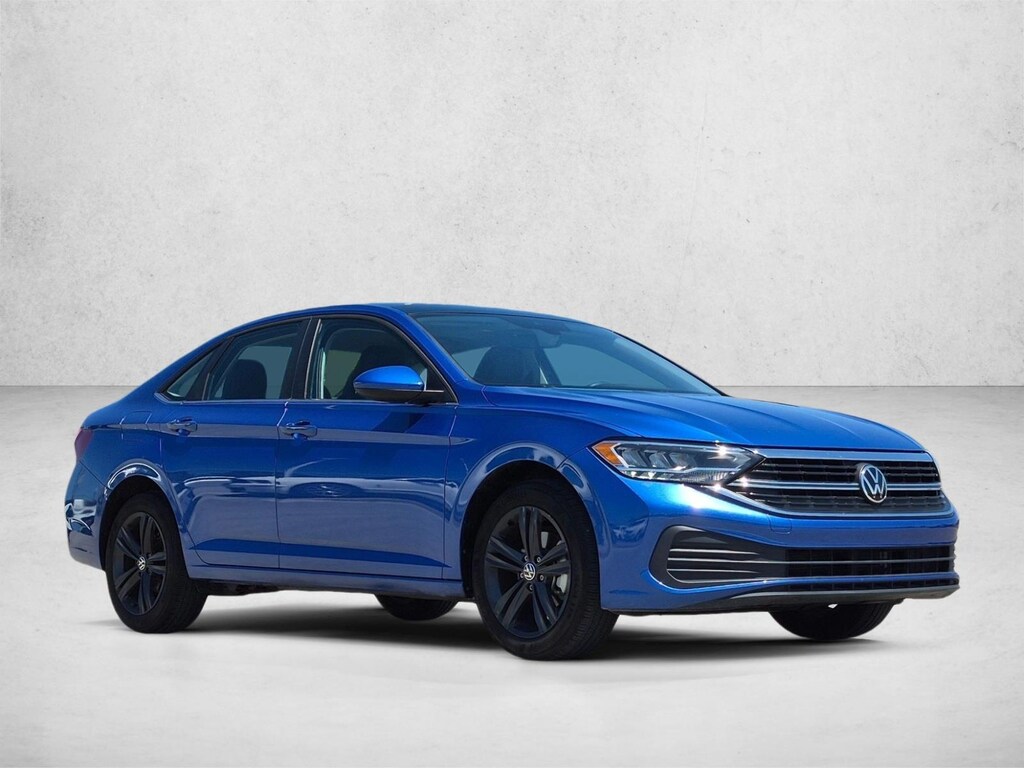 Used 2023 Volkswagen Jetta SE Sedan