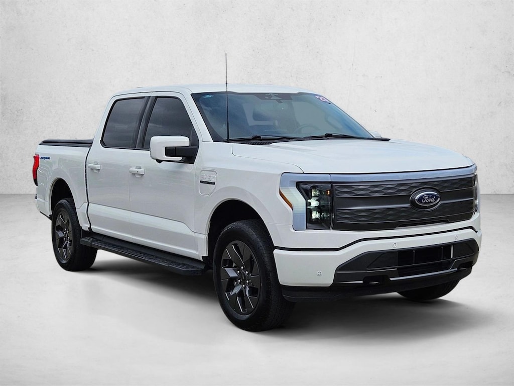 Used 2023 Ford F-150 Lightning LARIAT Truck SuperCrew Cab