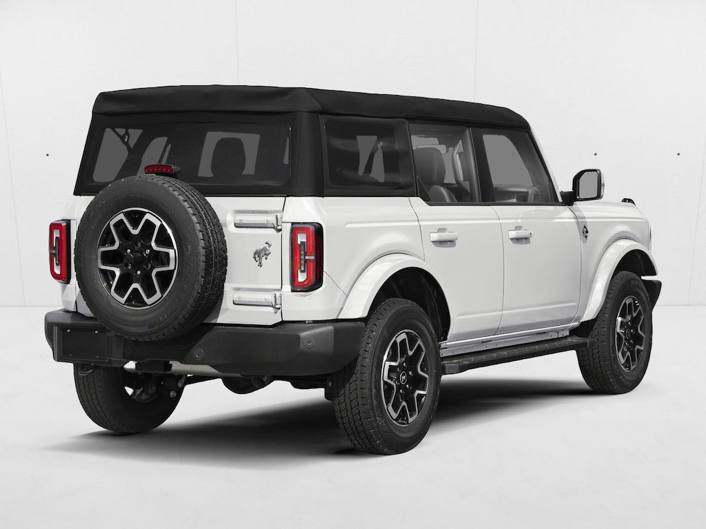 New 2026 Ford Bronco Outer Banks SUV