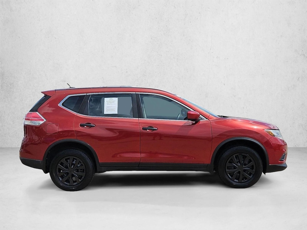 Used 2016 Nissan Rogue S SUV