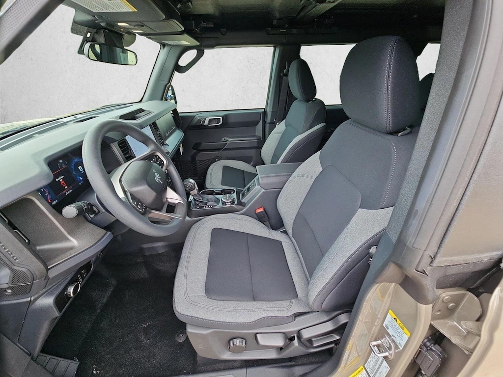 New 2026 Ford Bronco Base SUV