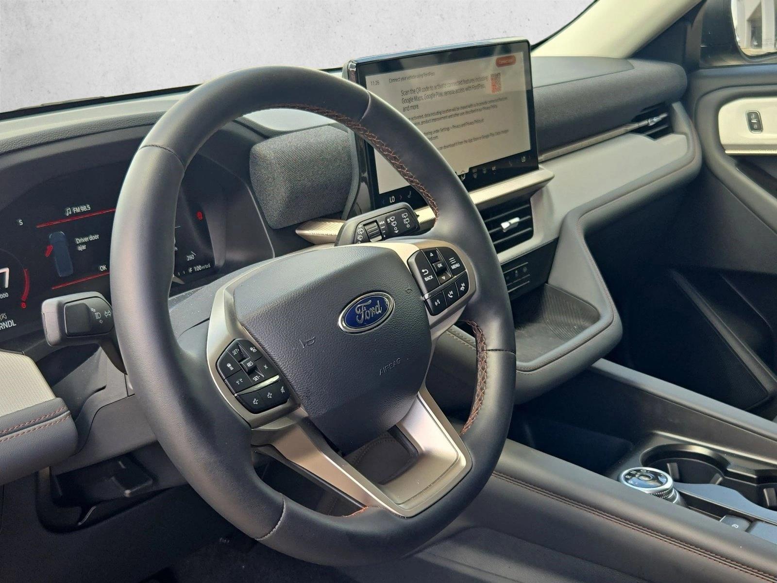 2026 Ford Explorer Active - Photo 3