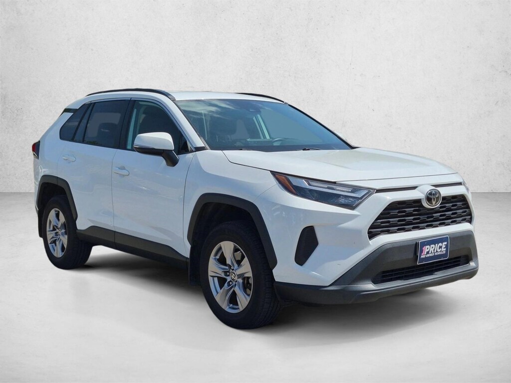 Used 2022 Toyota RAV4 XLE SUV