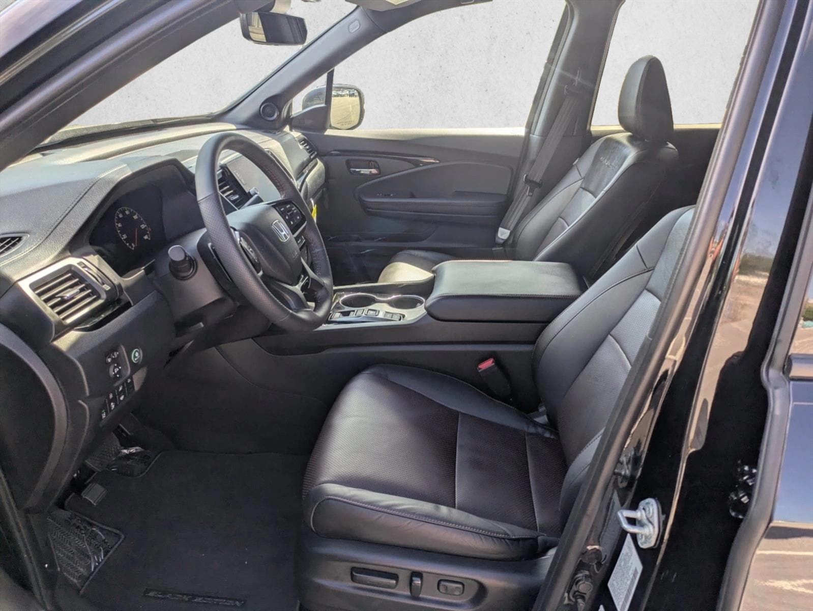 2026 Honda Ridgeline Black Edition - Photo 14