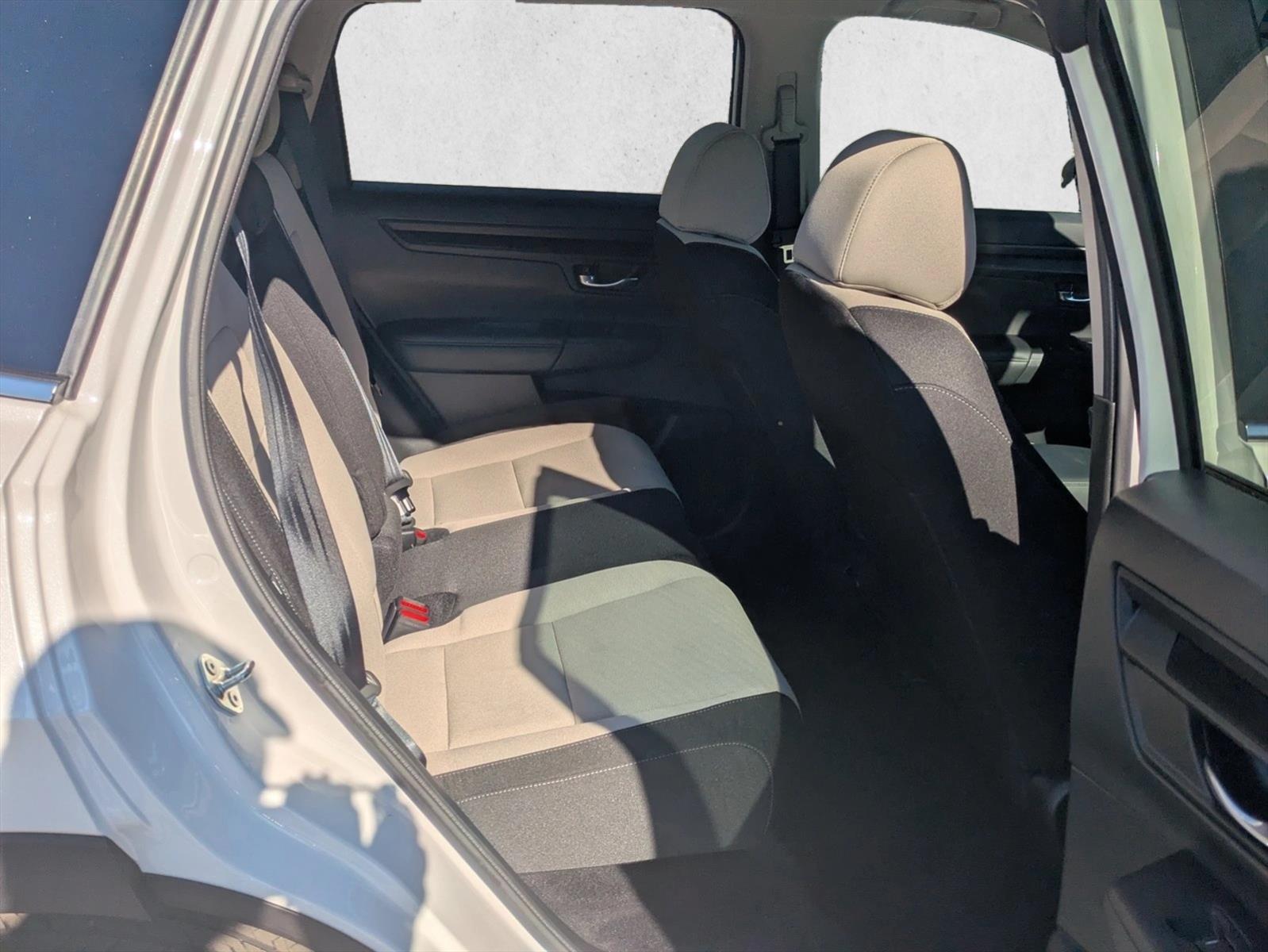2026 Honda CR-V LX - Photo 17