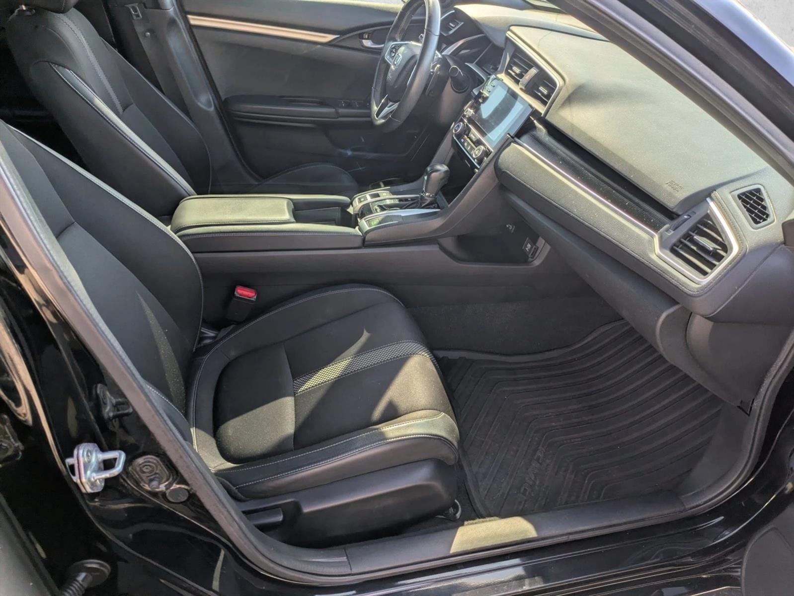 2021 Honda Civic Sport - Photo 18