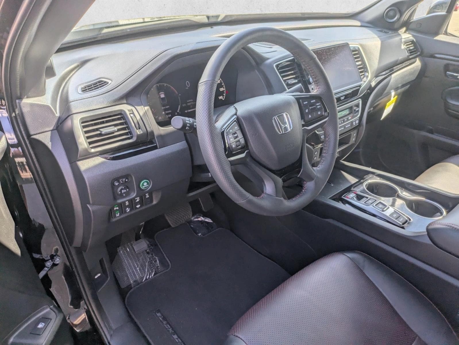 2026 Honda Ridgeline Black Edition - Photo 9