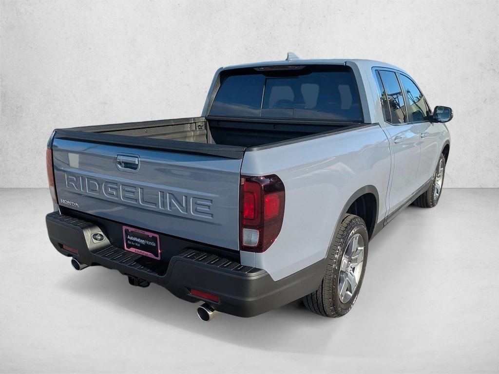 New 2026 Honda Ridgeline RTL Truck Crew Cab