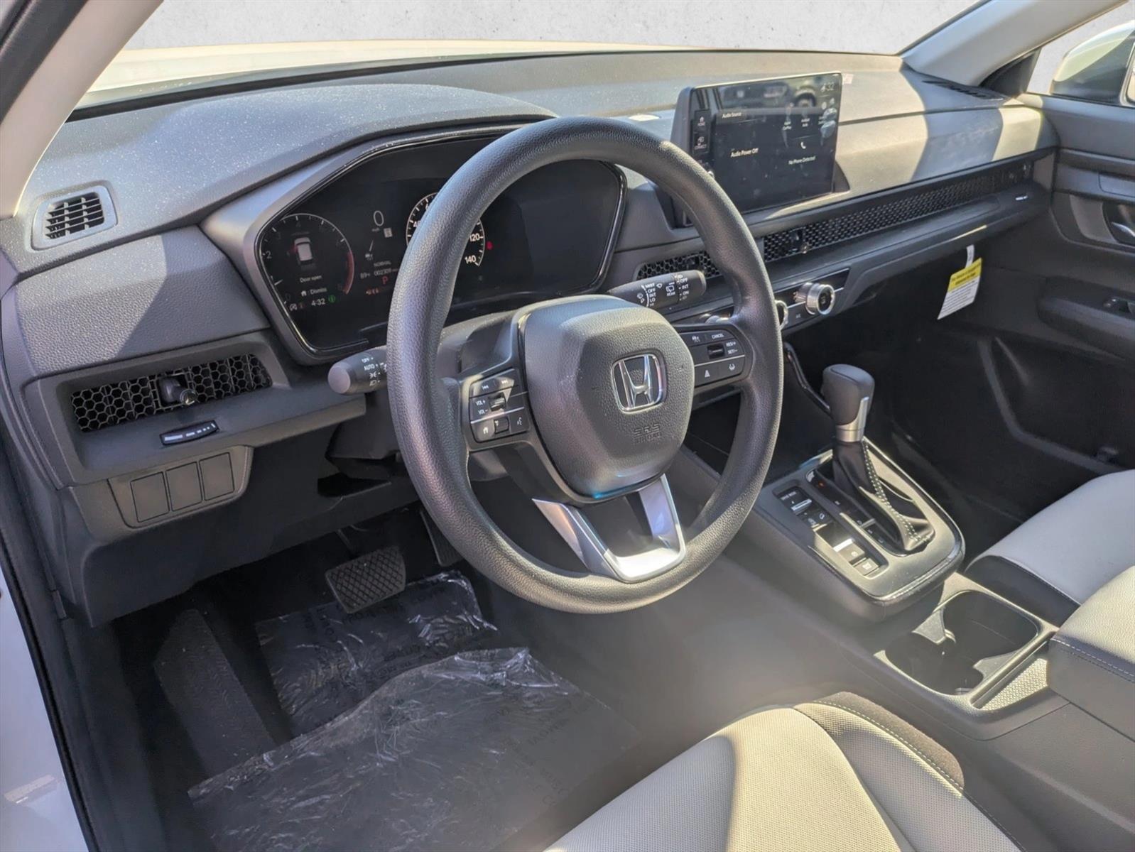 2026 Honda CR-V LX - Photo 9