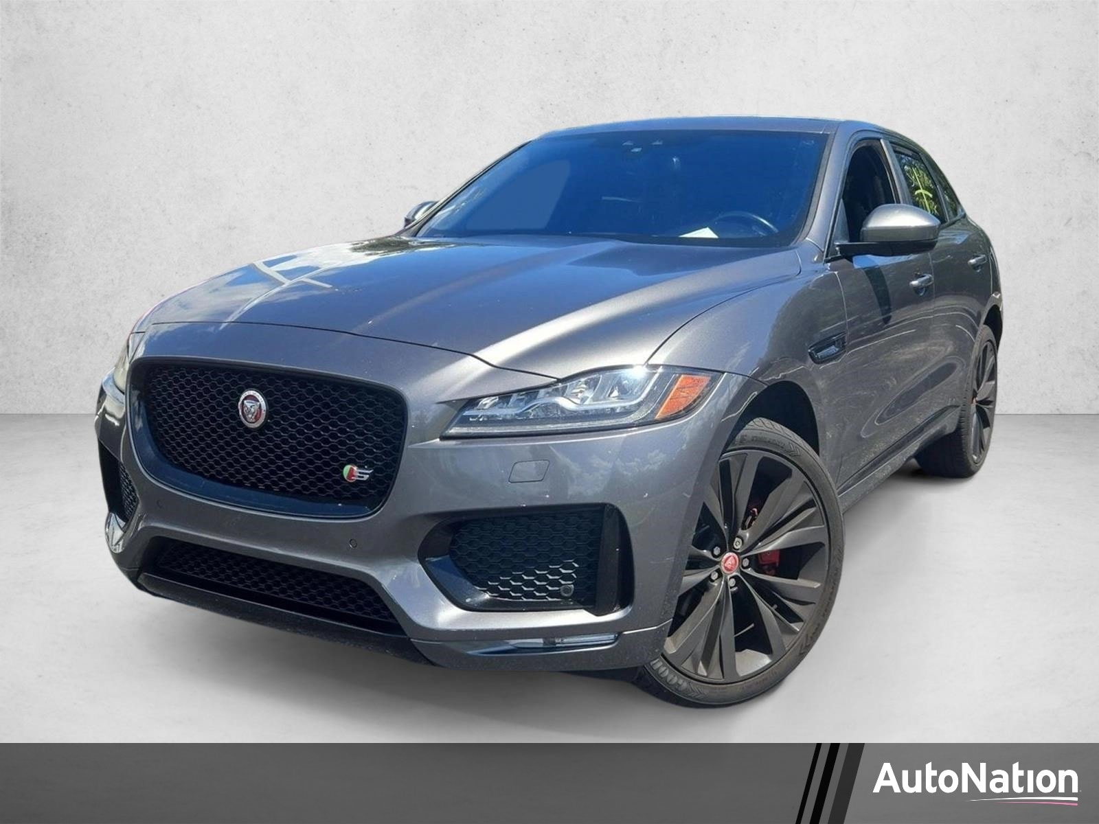 2017 Jaguar F-Pace S