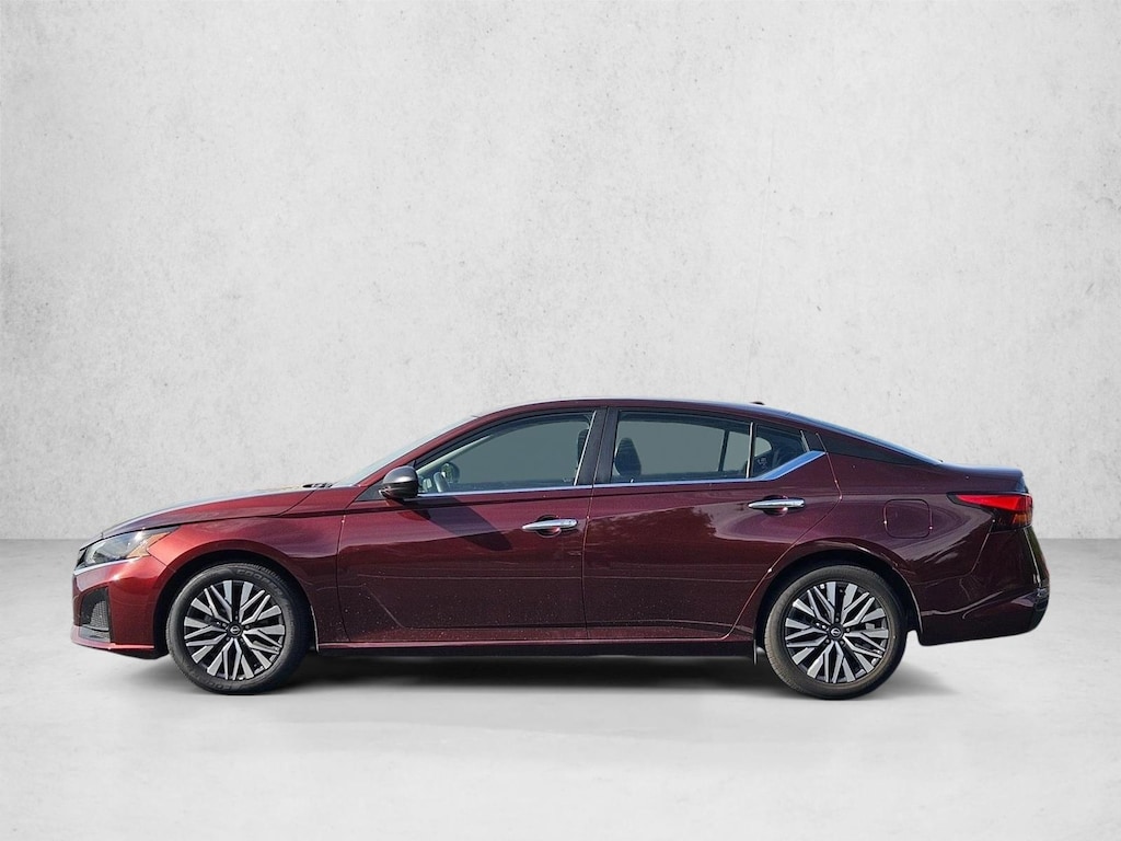 Used 2025 Nissan Altima SV Sedan