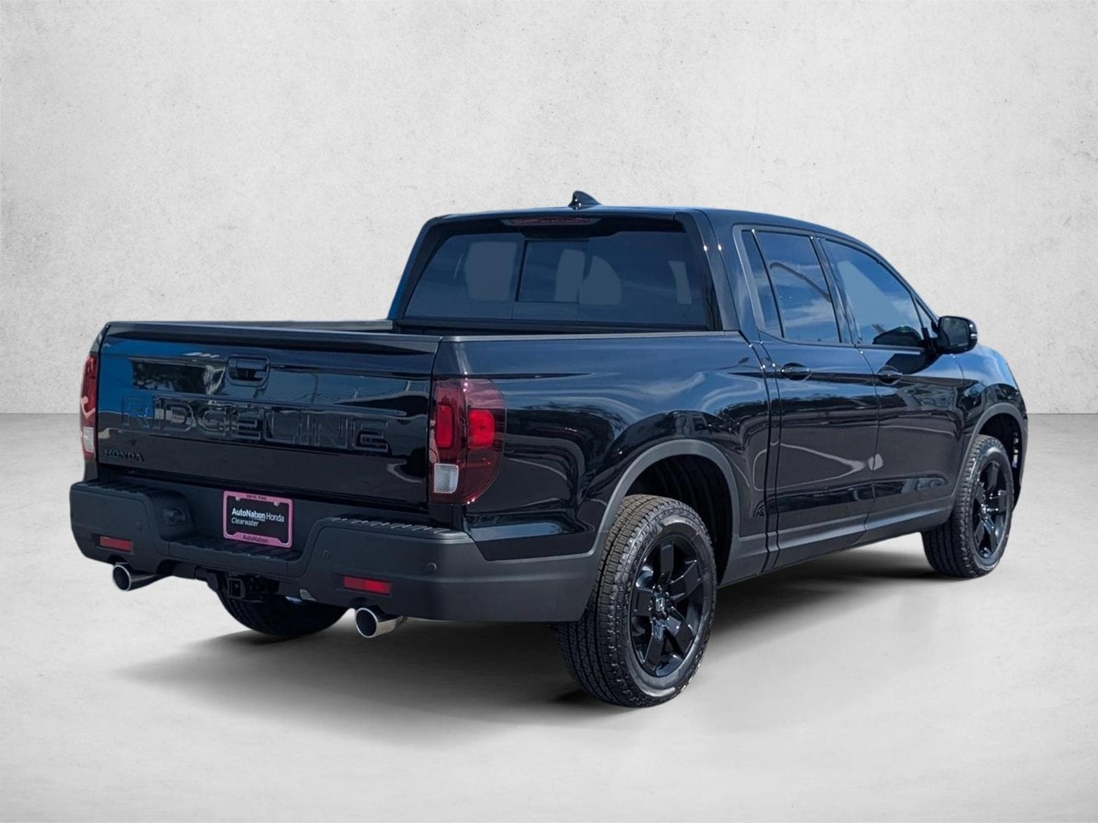 2026 Honda Ridgeline Black Edition - Photo 2