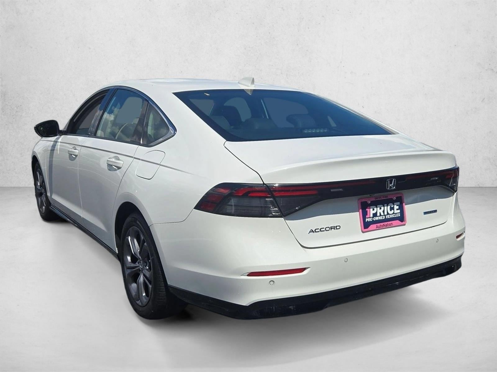 2025 Honda Accord Hybrid EX-L - Photo 8