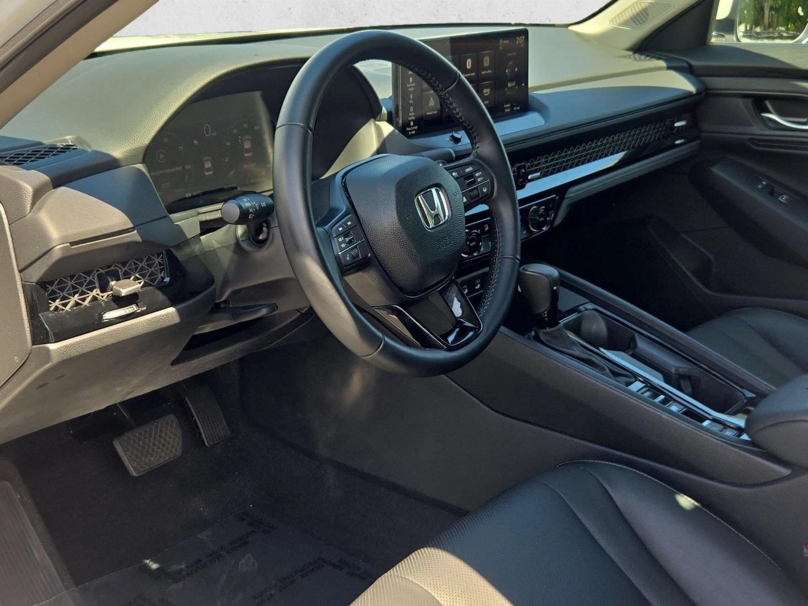 2025 Honda Accord Hybrid EX-L - Photo 10
