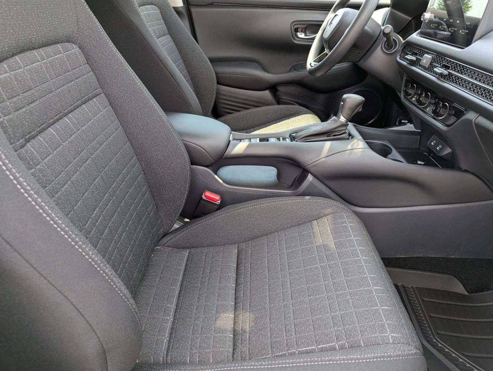 2026 Honda HR-V LX - Photo 27
