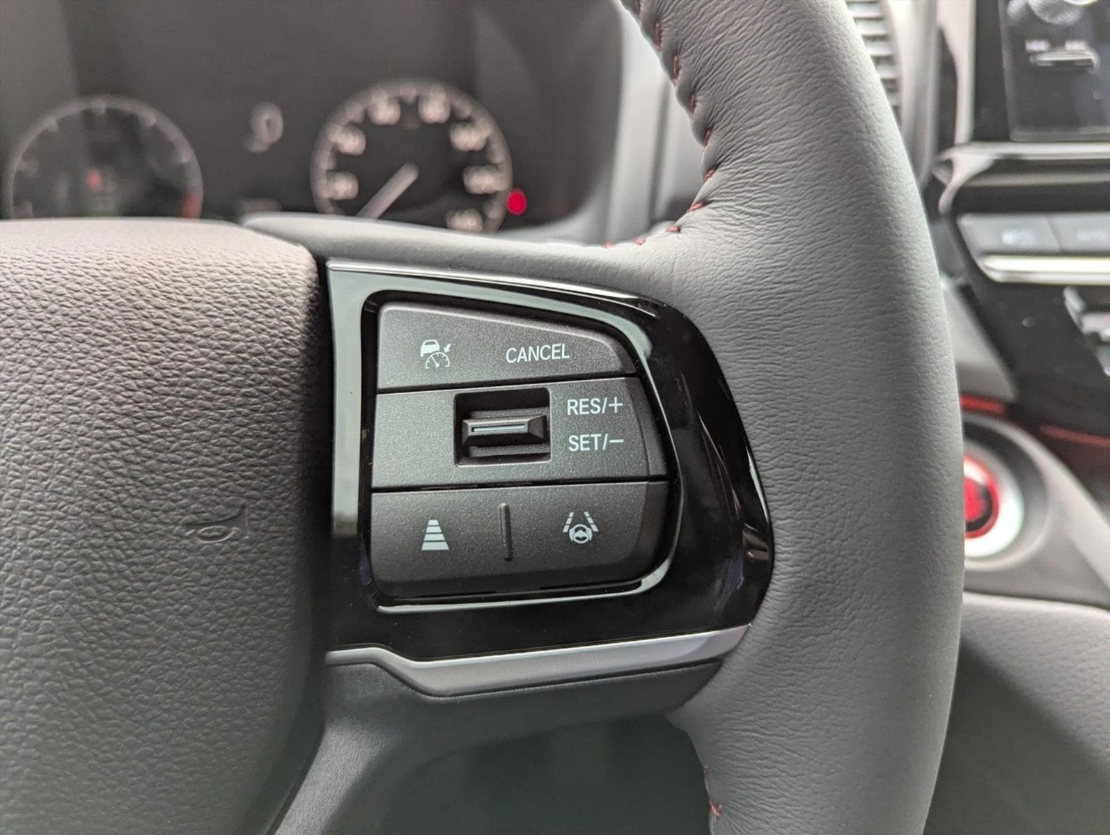 2026 Honda Odyssey Sport L - Photo 14
