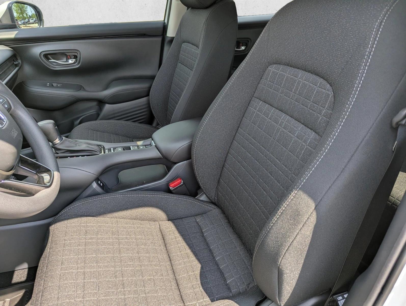 2026 Honda HR-V LX - Photo 22