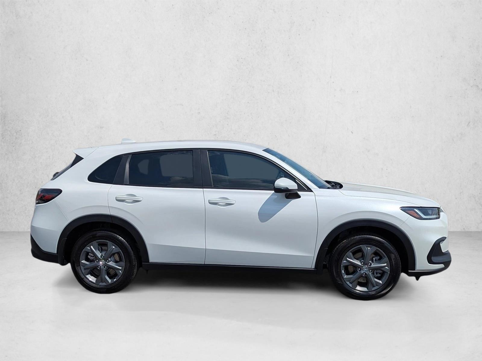 2026 Honda HR-V LX - Photo 4