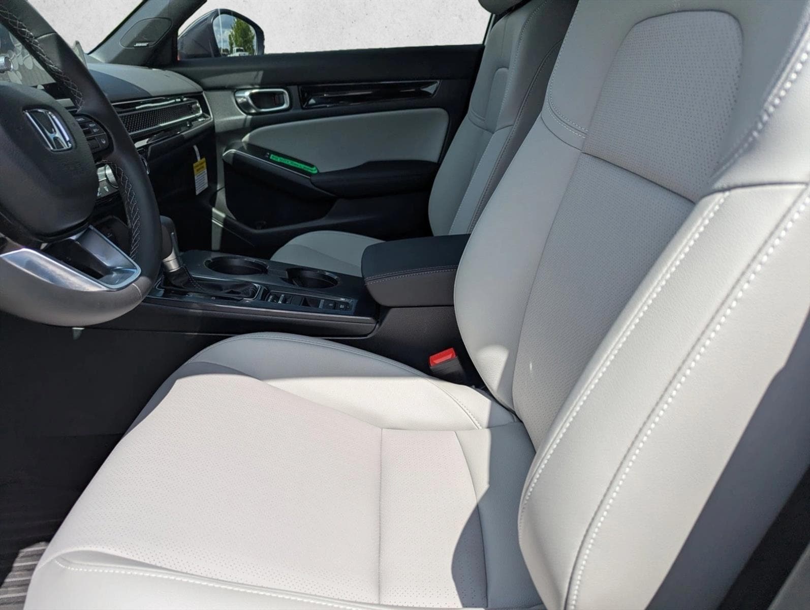 2026 Honda Civic Hatchback Sport Touring - Photo 23