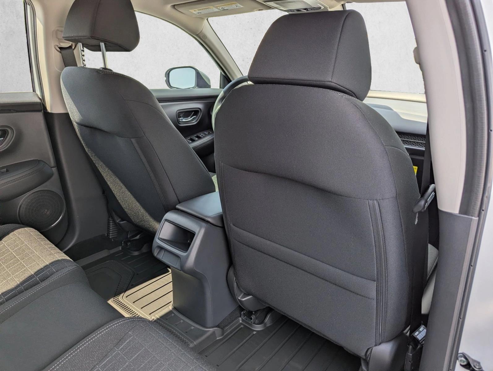 2026 Honda HR-V LX - Photo 28