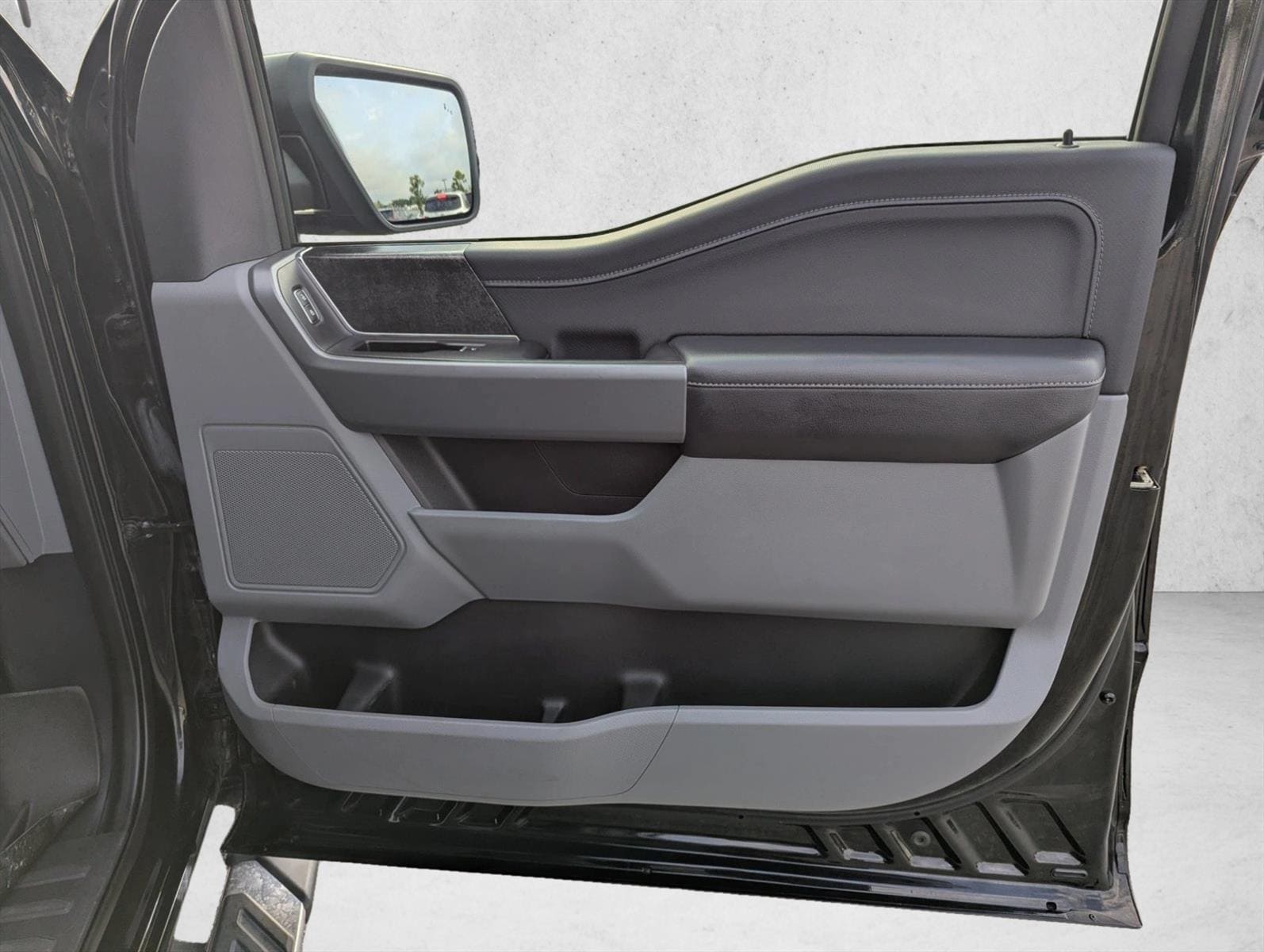 2021 Ford F-150 XLT - Photo 25