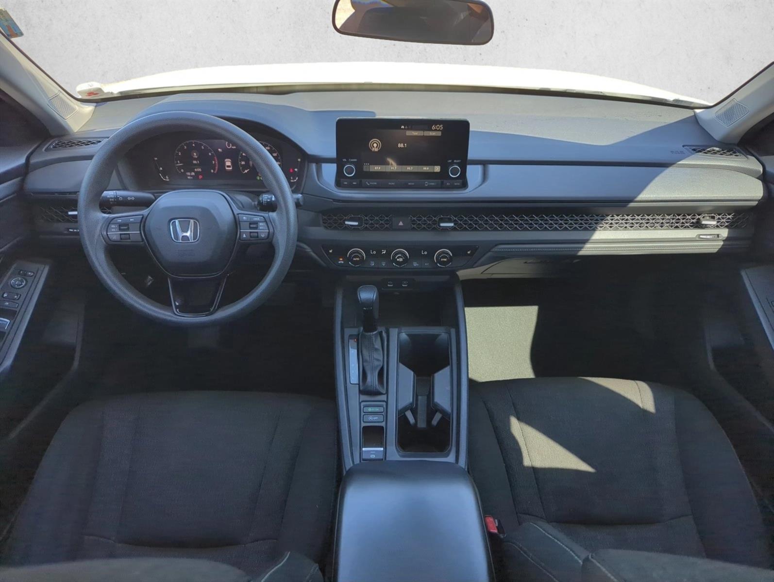 2023 Honda Accord EX - Photo 18