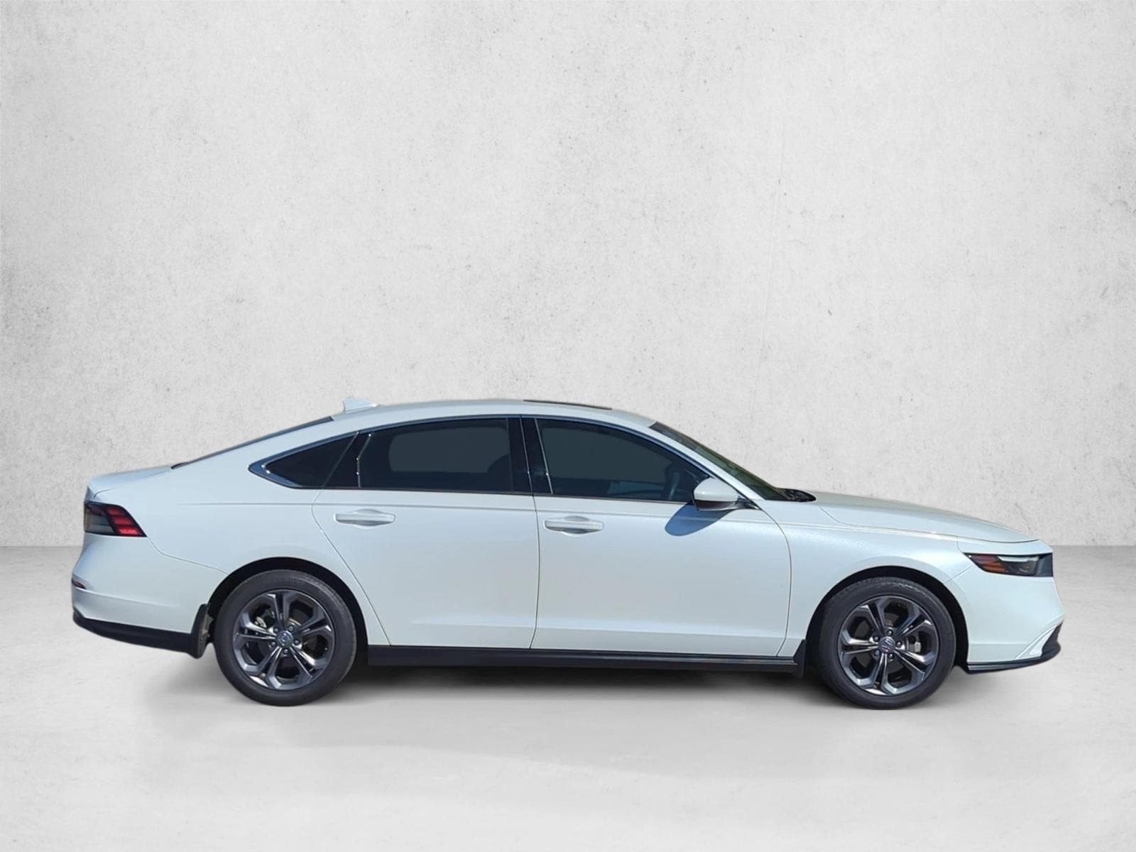 2023 Honda Accord EX - Photo 6
