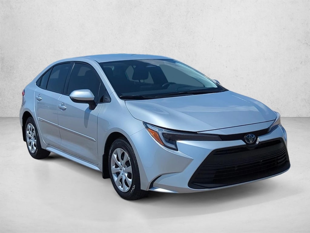 Used 2025 Toyota Corolla Hybrid LE Sedan