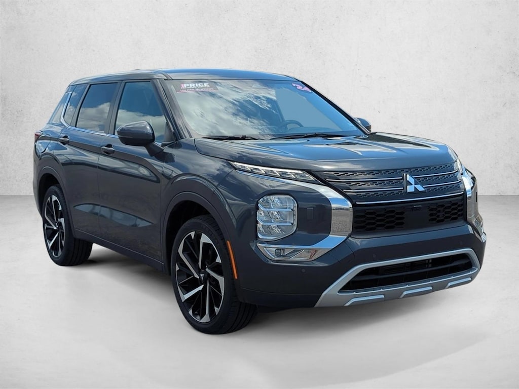 Used 2024 Mitsubishi Outlander SE SUV