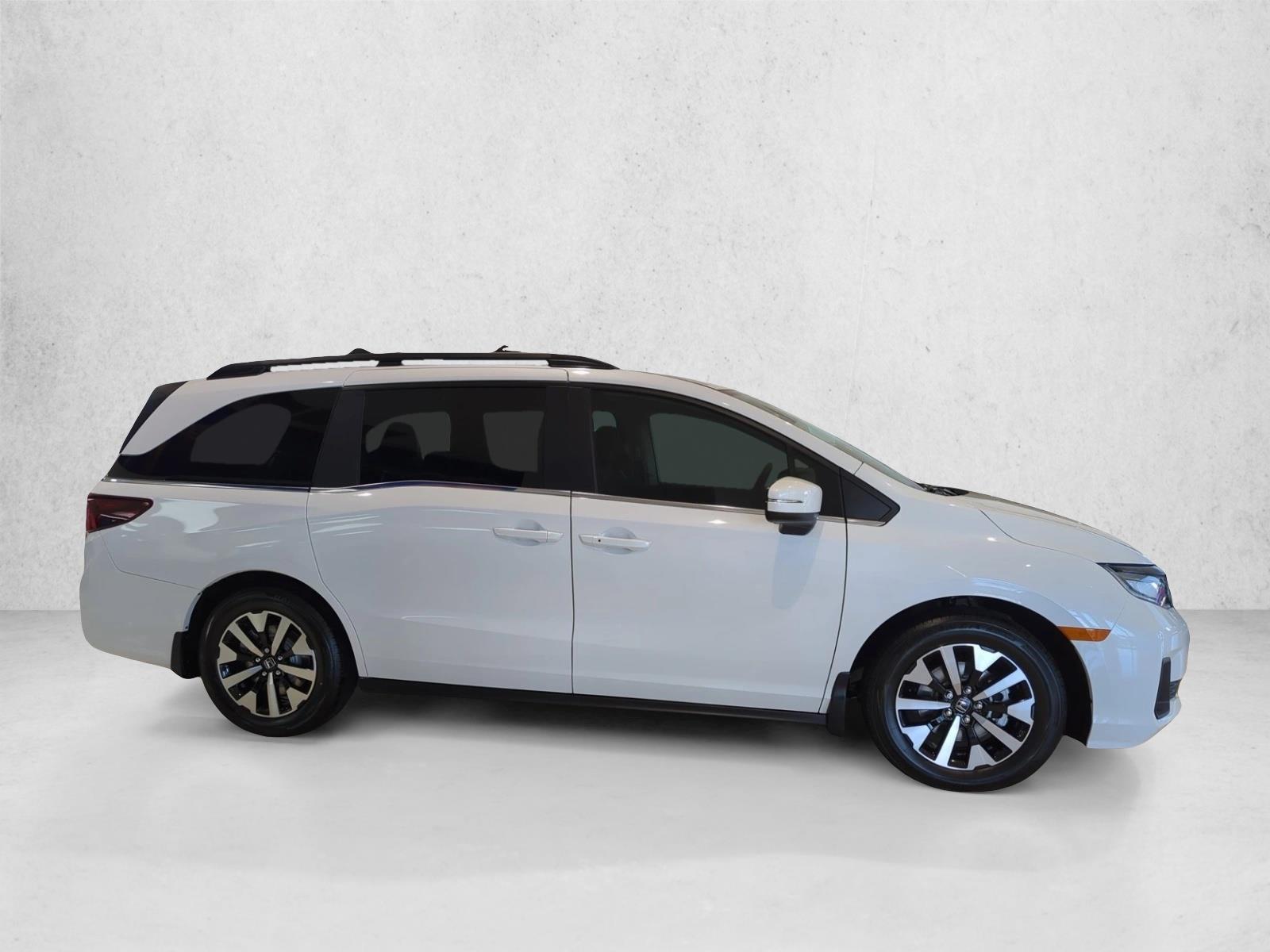 2026 Honda Odyssey EX-L - Photo 6