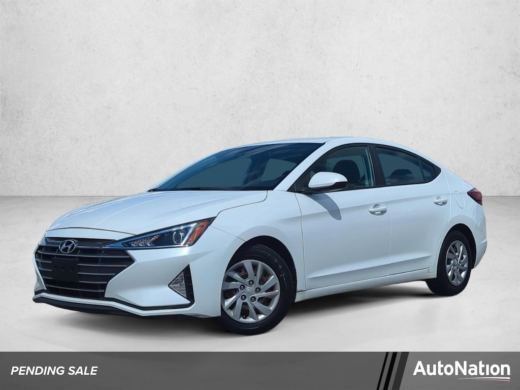 Used 2020 Hyundai Elantra SE Sedan