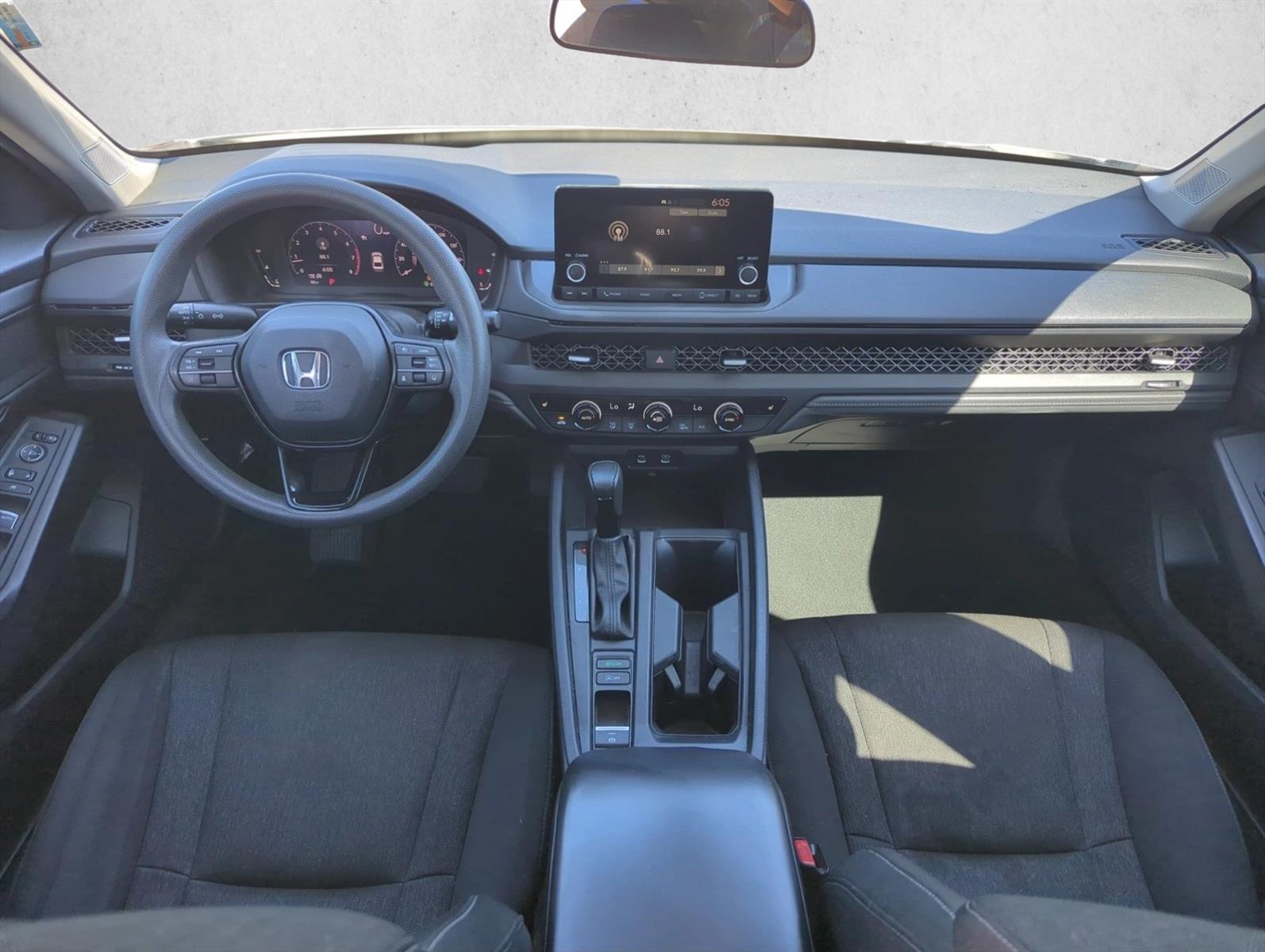 2023 Honda Accord EX - Photo 17