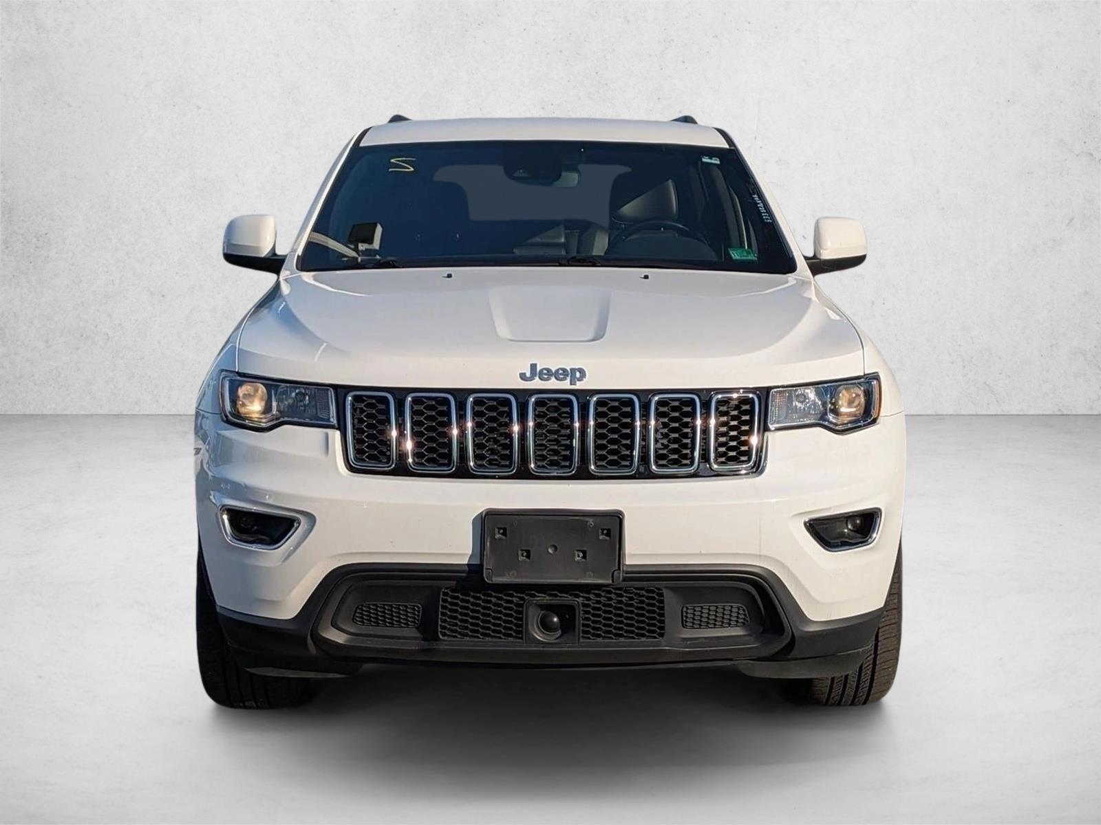 Used 2021 Jeep Grand Cherokee Laredo SUV