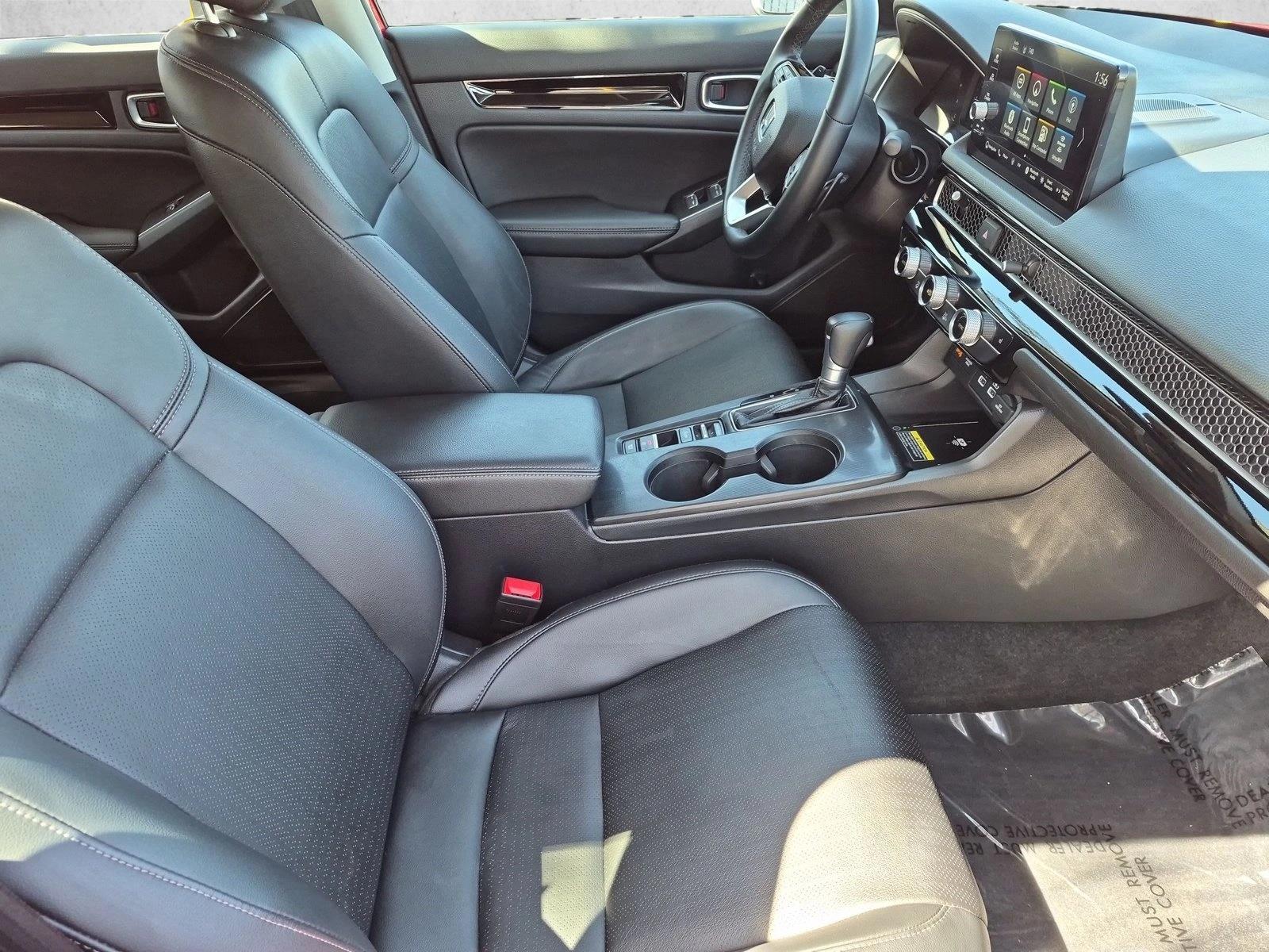2022 Honda Civic Touring - Photo 19