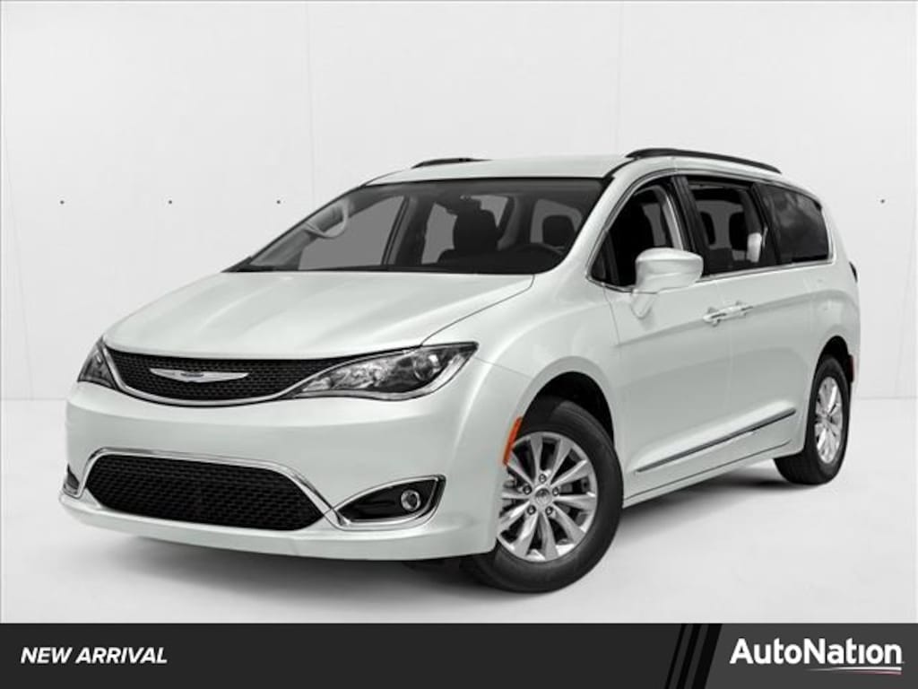 Used 2018 Chrysler Pacifica Limited Van